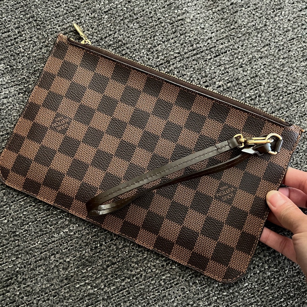 Louis Vuitton Damier Ebene Wristlet